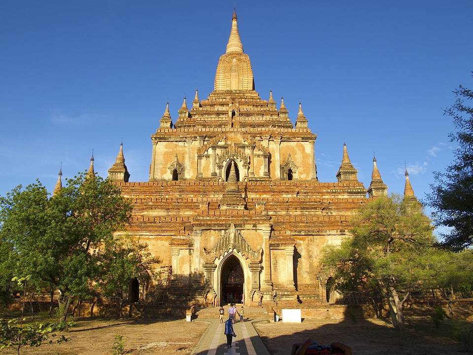 Burma bagan temple photo