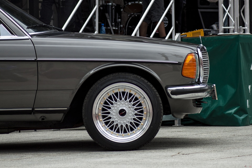 Mercedes rims copu