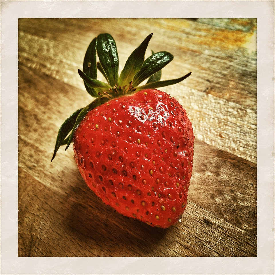 Fruit food red