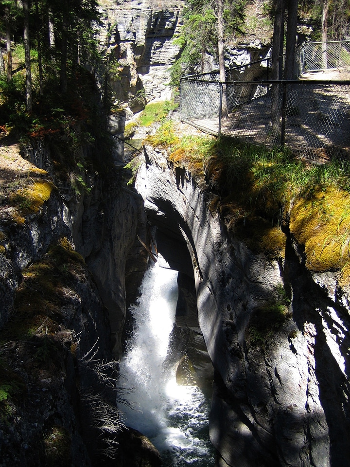 Canada tourist attraction landscape