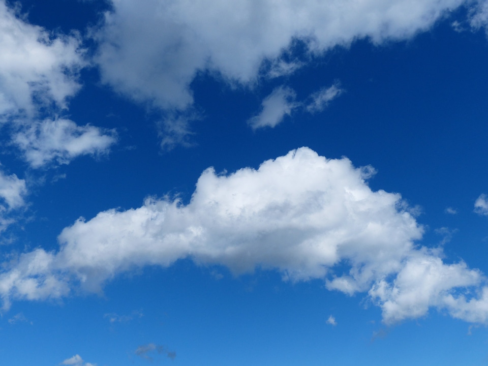Cloudscape cumulus clouds form