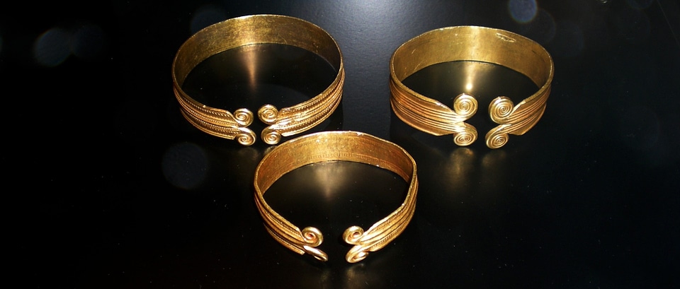 Gold golden scandinavian