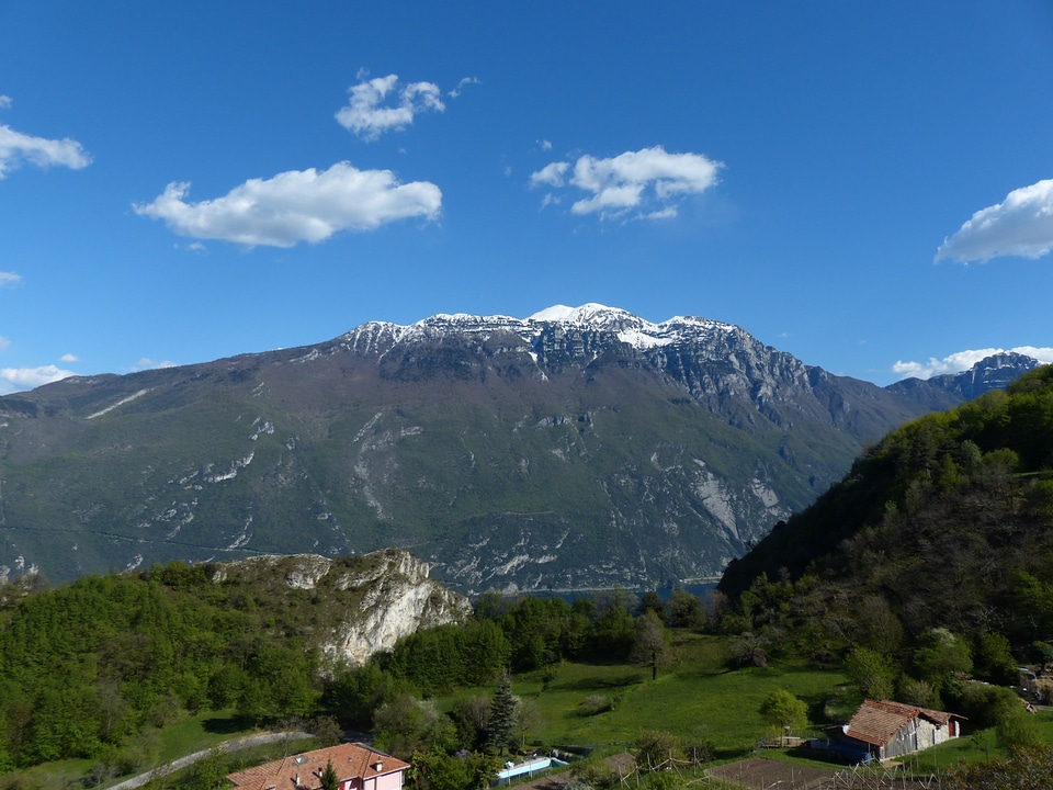 Garda garda mountains monte baldo solid