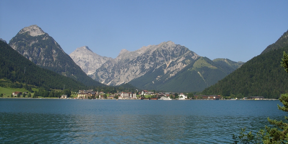 View outlook mountains