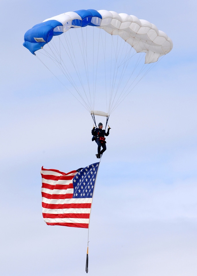 Parachute parachuting patriotic