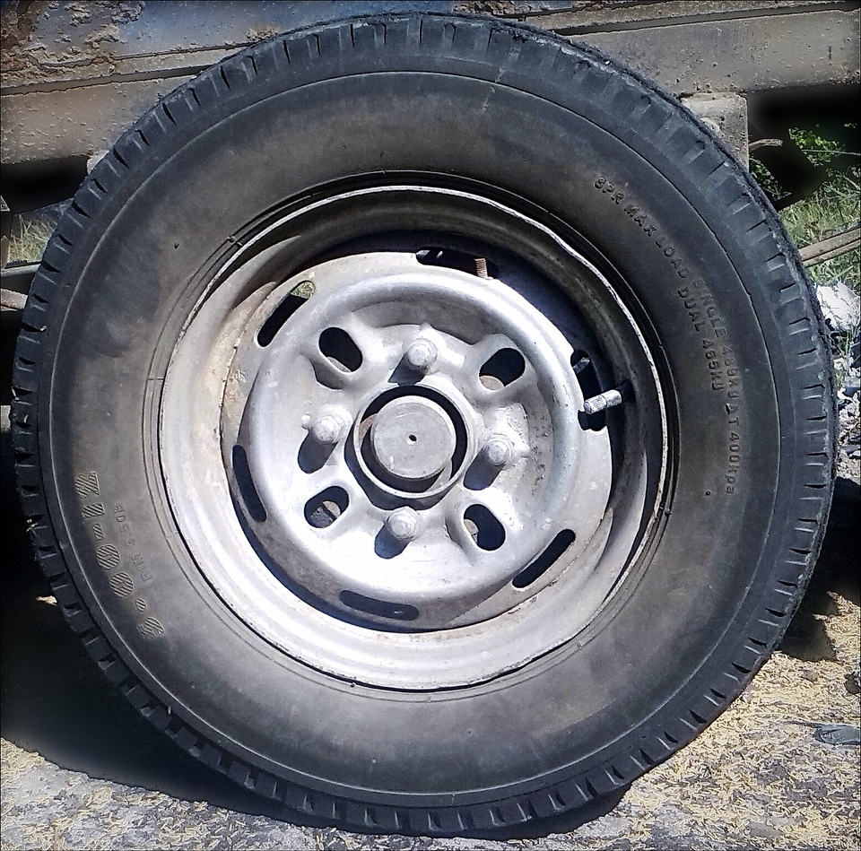 Carry tire vehicle