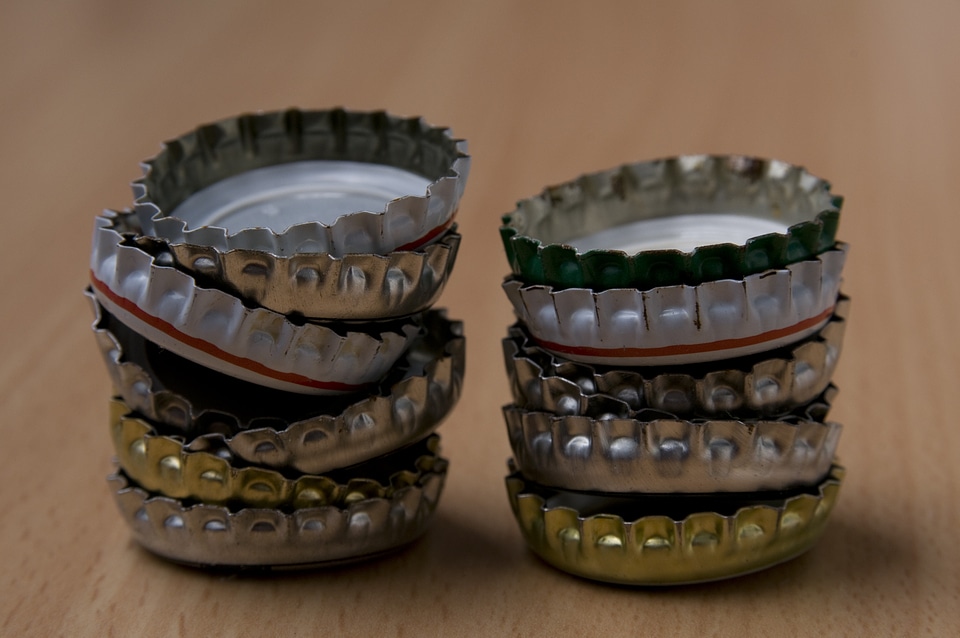 Pile crown corks bottle caps