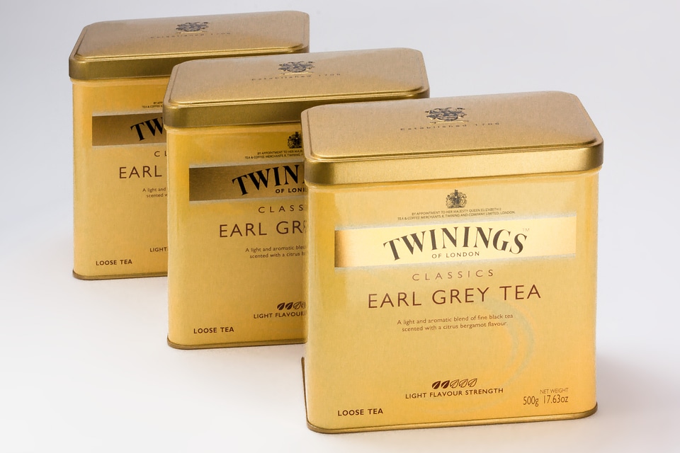 Black tea twinings of london brand