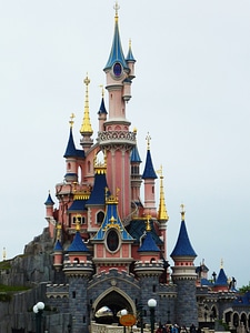 Leisure park sleeping beauty castle entertainment