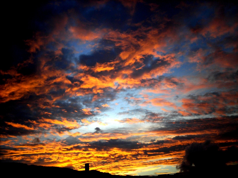 Twilight sky clouds
