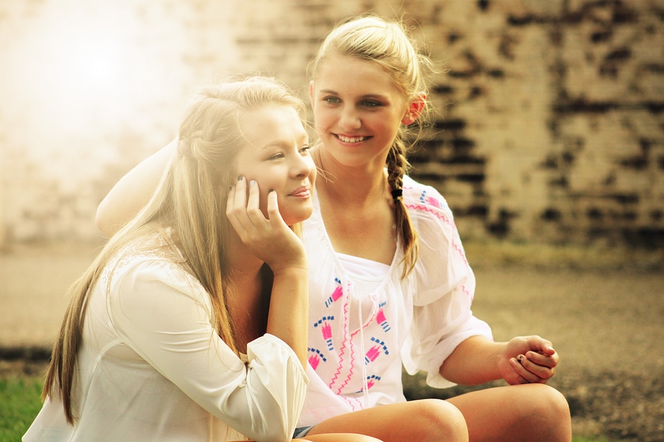 Young smiling persons