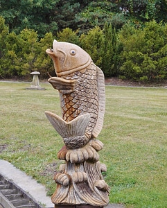 Gargoyle art statue