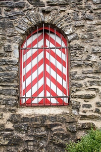 Stripes red white grid