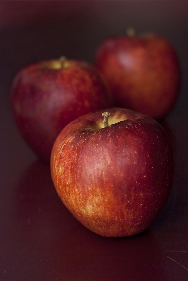 Apple moody soft light