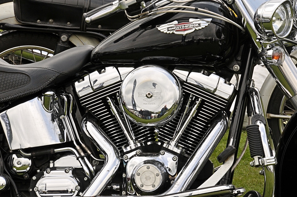 Transportation vehicle chrome