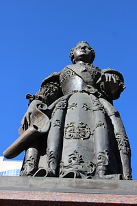 Monument elizabeth rostov na donu
