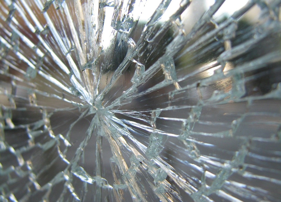 Cracked pattern shattered
