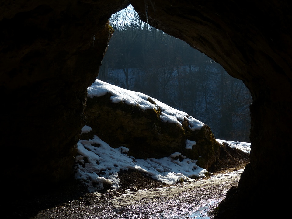 Caves output cave entrance niederstotzingen