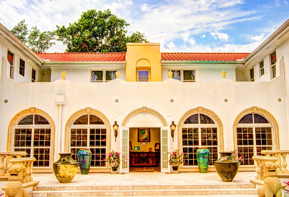 House hotel architecture