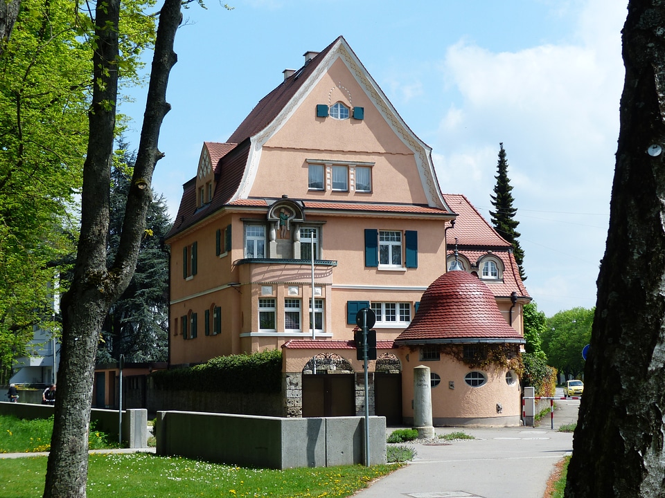 Building property residence