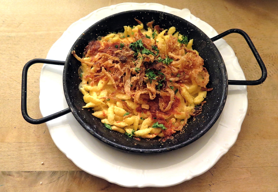 Spätzle cheese noodles