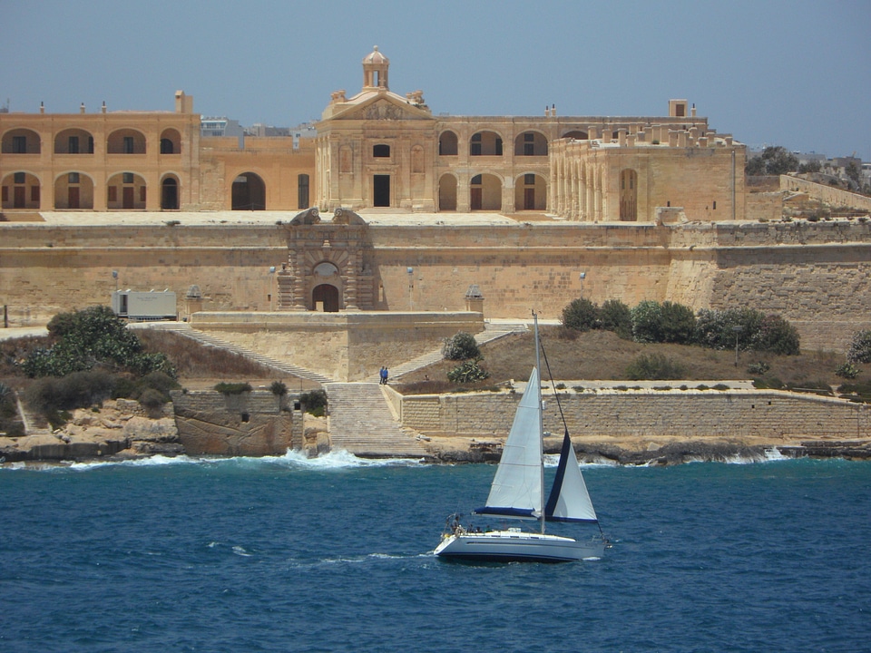Sea from the sea building