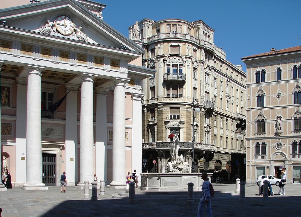 Stock exchange classical capital stock
