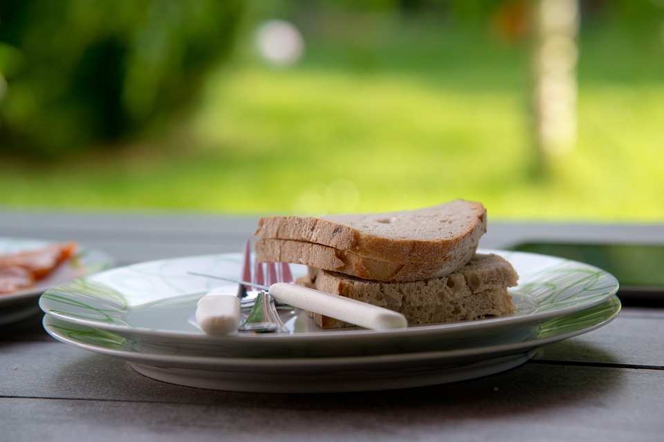 Garden plate cutlery