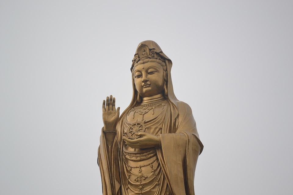 Guanyin gold zen