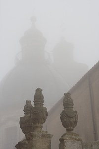 Sicily caltagirone fog