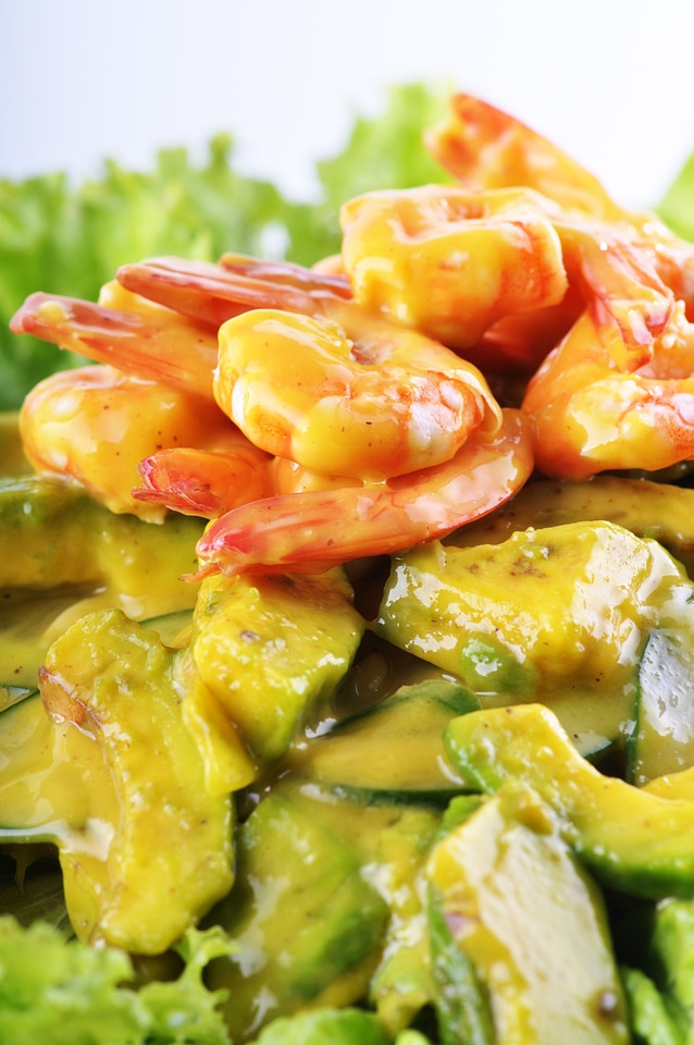 Salad avocado shrimp salad
