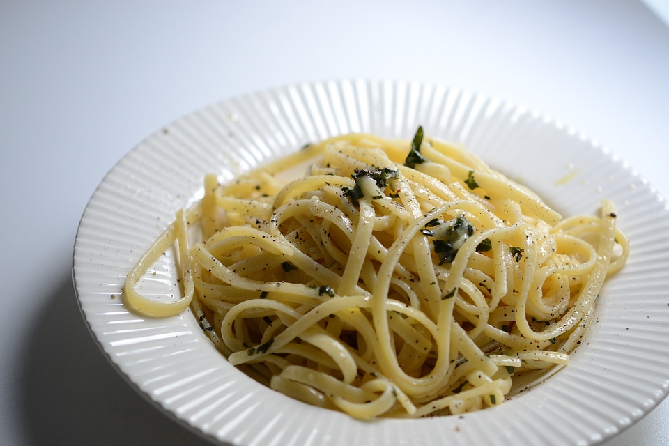 Spaghetti parmesan cook