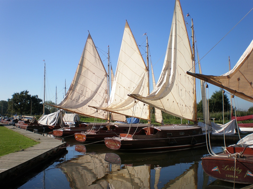 Norfolk broads hunter's yard ludham