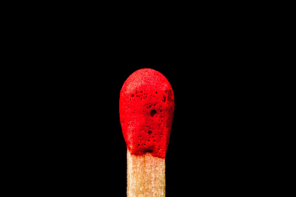 Sticks match head wood