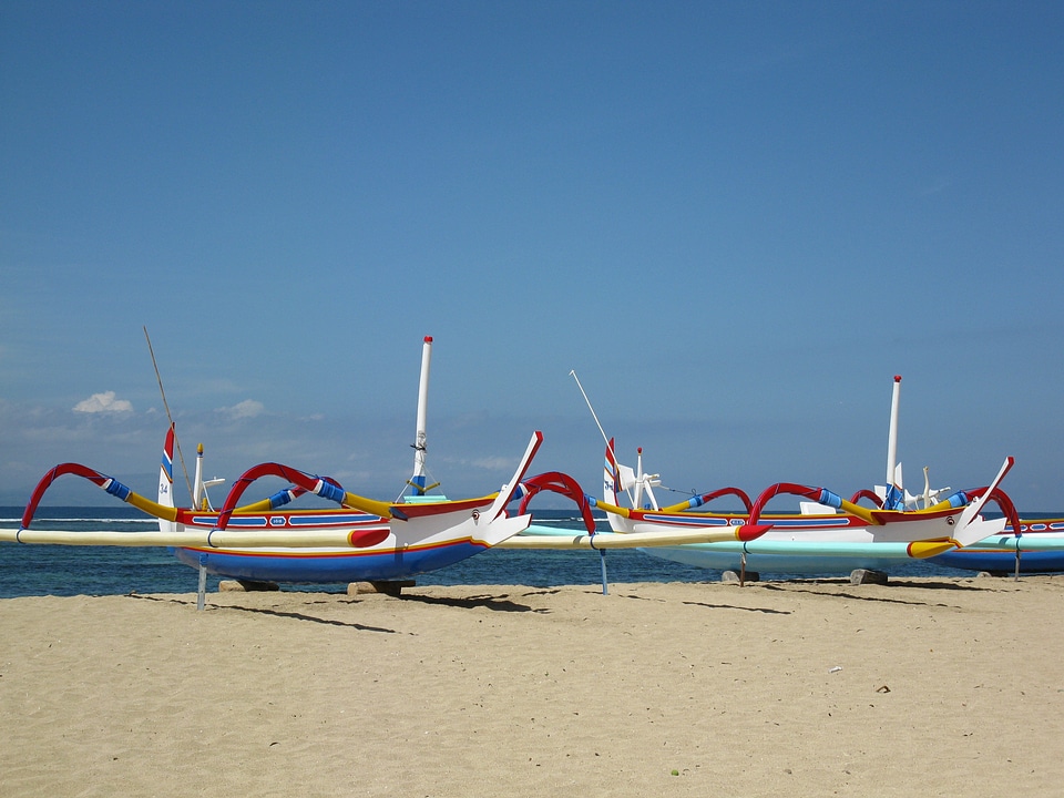 Sand boats ocean
