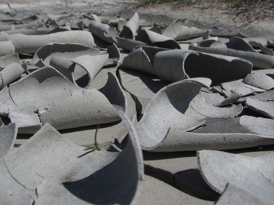 Curling surface mud