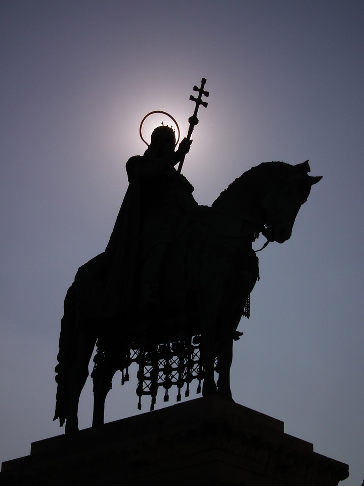 Enlightenment ruler king on horse