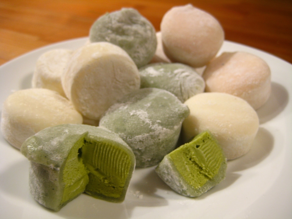 Sticky rice ice cream filling colorful