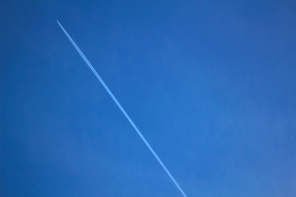 Airplane Contrails