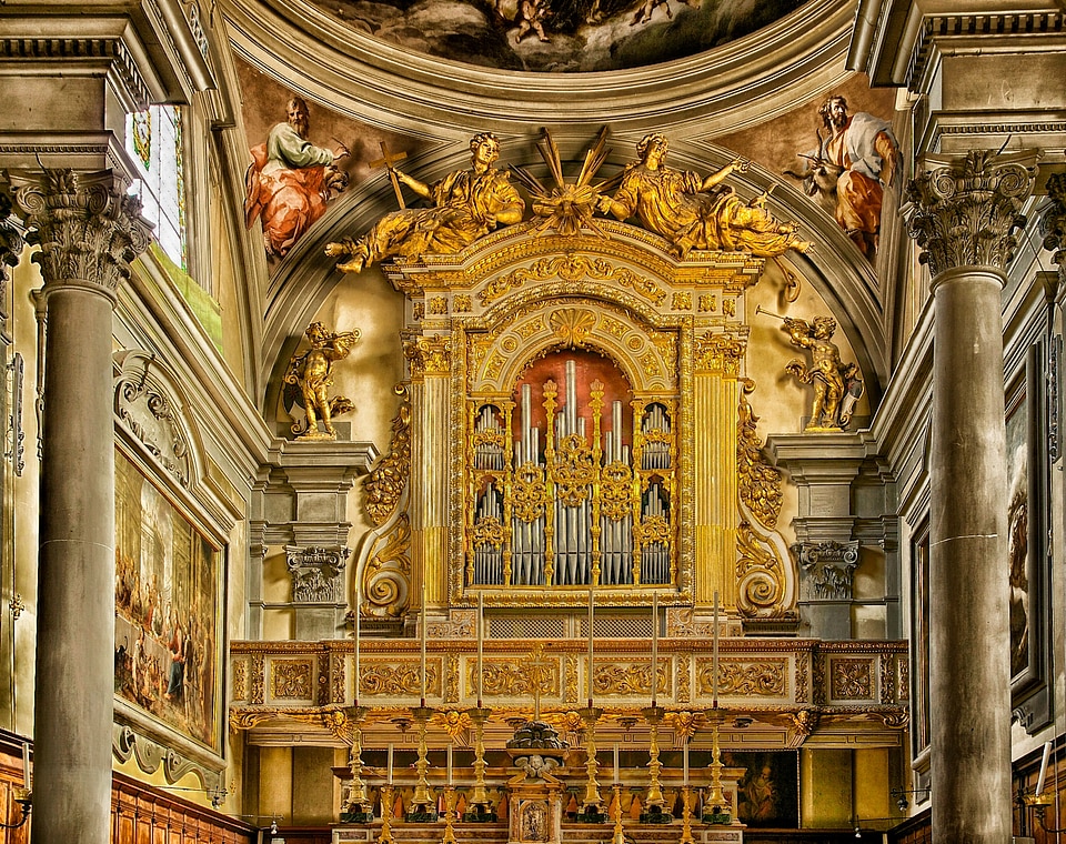 Church cathedral indoor