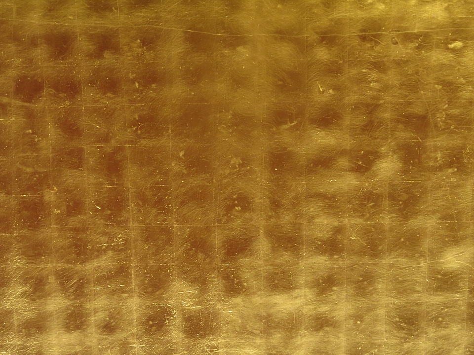 Yellow pattern metal
