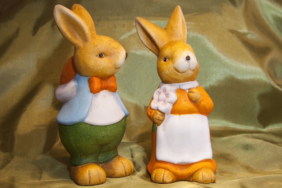 Osterhasen few easter egg colorful