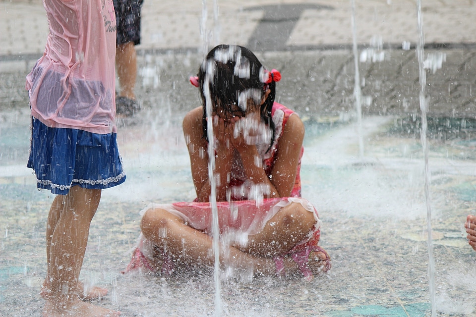 Children dip arboretum