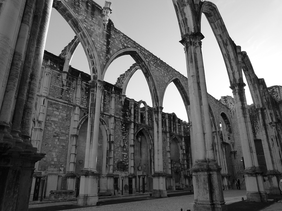 Gothic destroyed earthquake