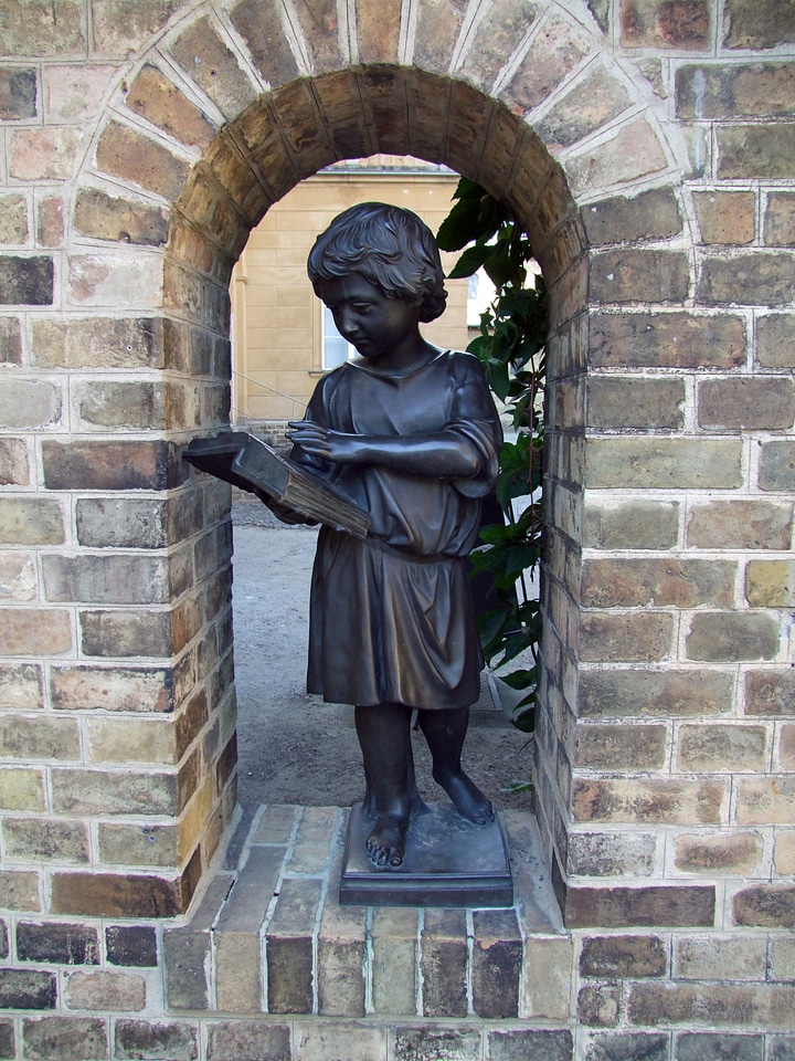 Figure sans souci park potsdam