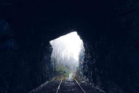 Tunnel Dark photo