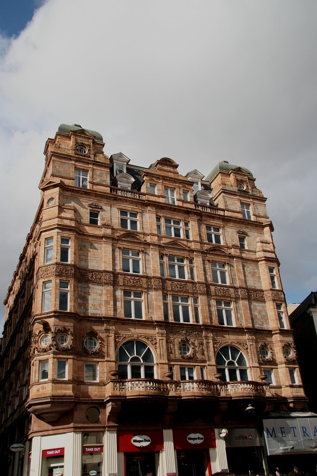 England home architecture