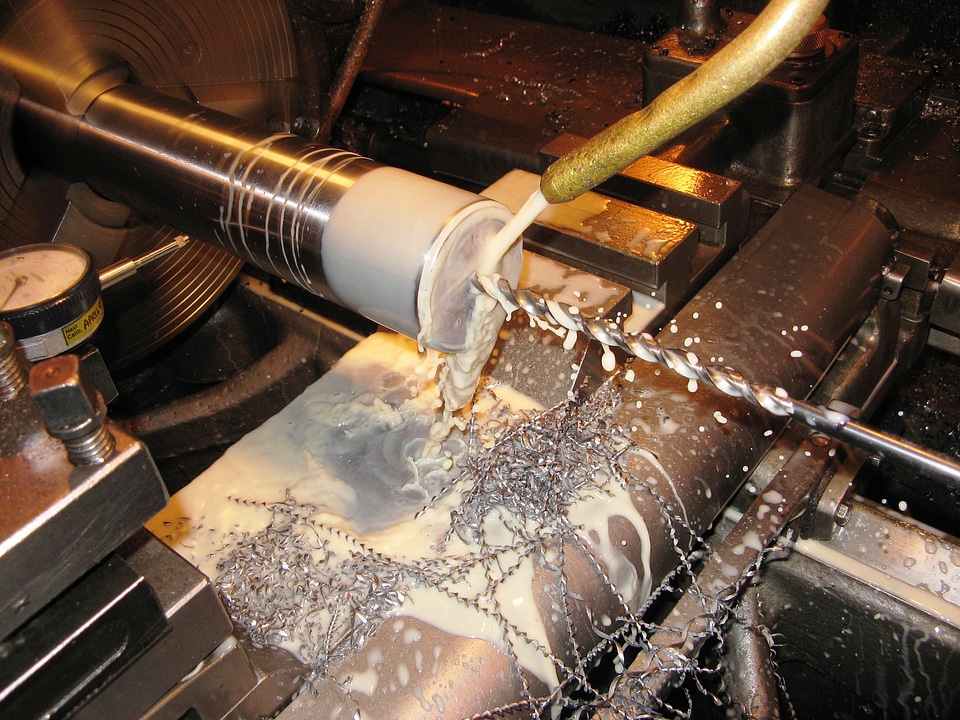 Manufacturing machine metal