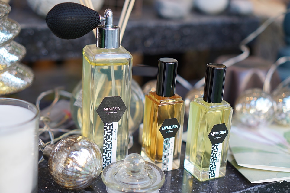Perfume diffuser fragrances