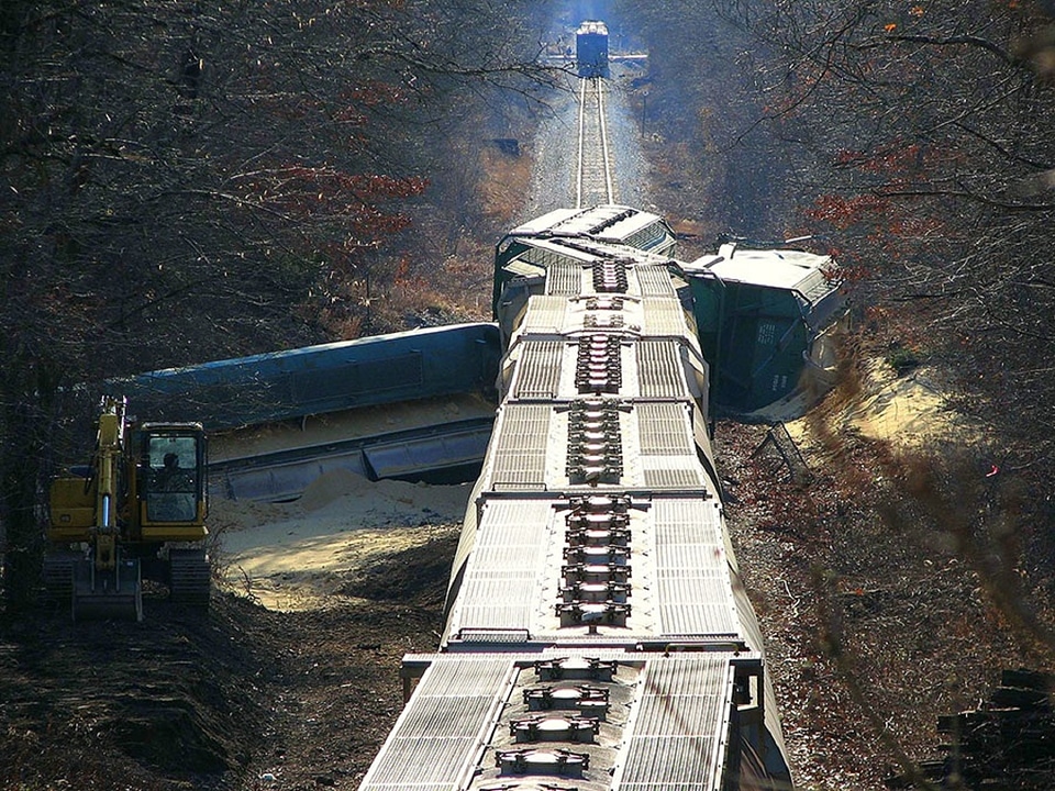 Crash victims derail